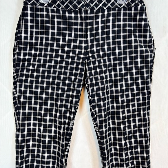 J.Jill Women’s Plaid Stretch Crop Pants / Size 10 - Picture 2 of 11